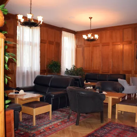 Hunting House Turija