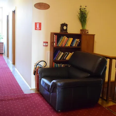 Hotel Hunting House