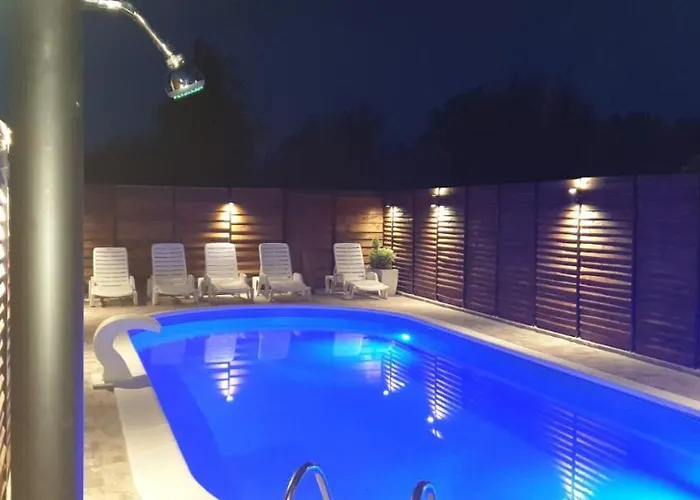 Hunting House * Turija