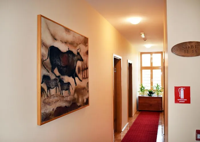 Hunting House * Turija